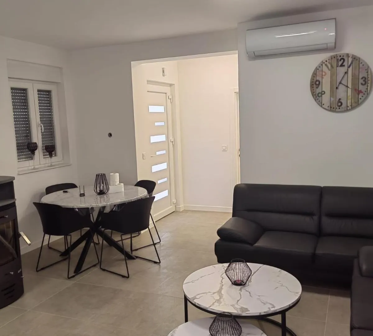 Apartment Noah Vrsi