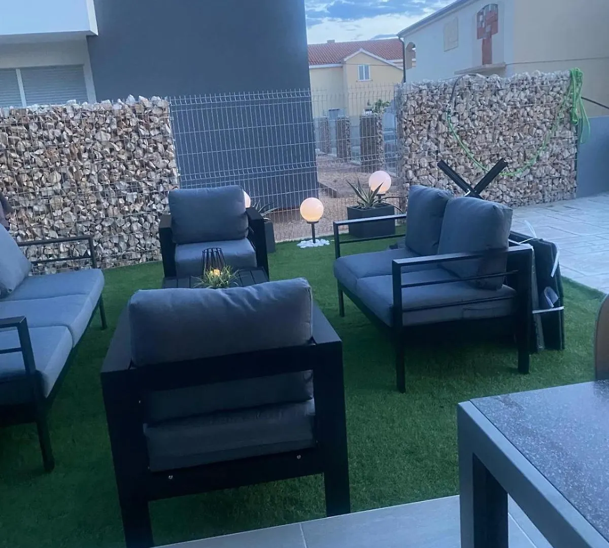 Apartment Noah Vrsi Croatia