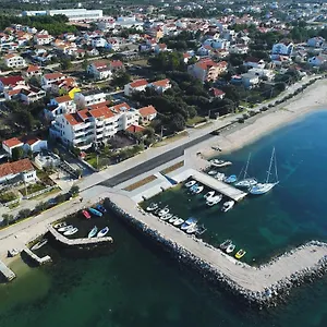 Apartman Vukic, Vrsi